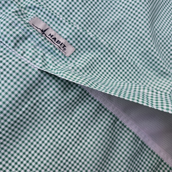 Habit Men's Fishing Short Sleeve Button-up Shirt Lot w/ 40+ Solar Factor Sz M - Picture 11 of 11